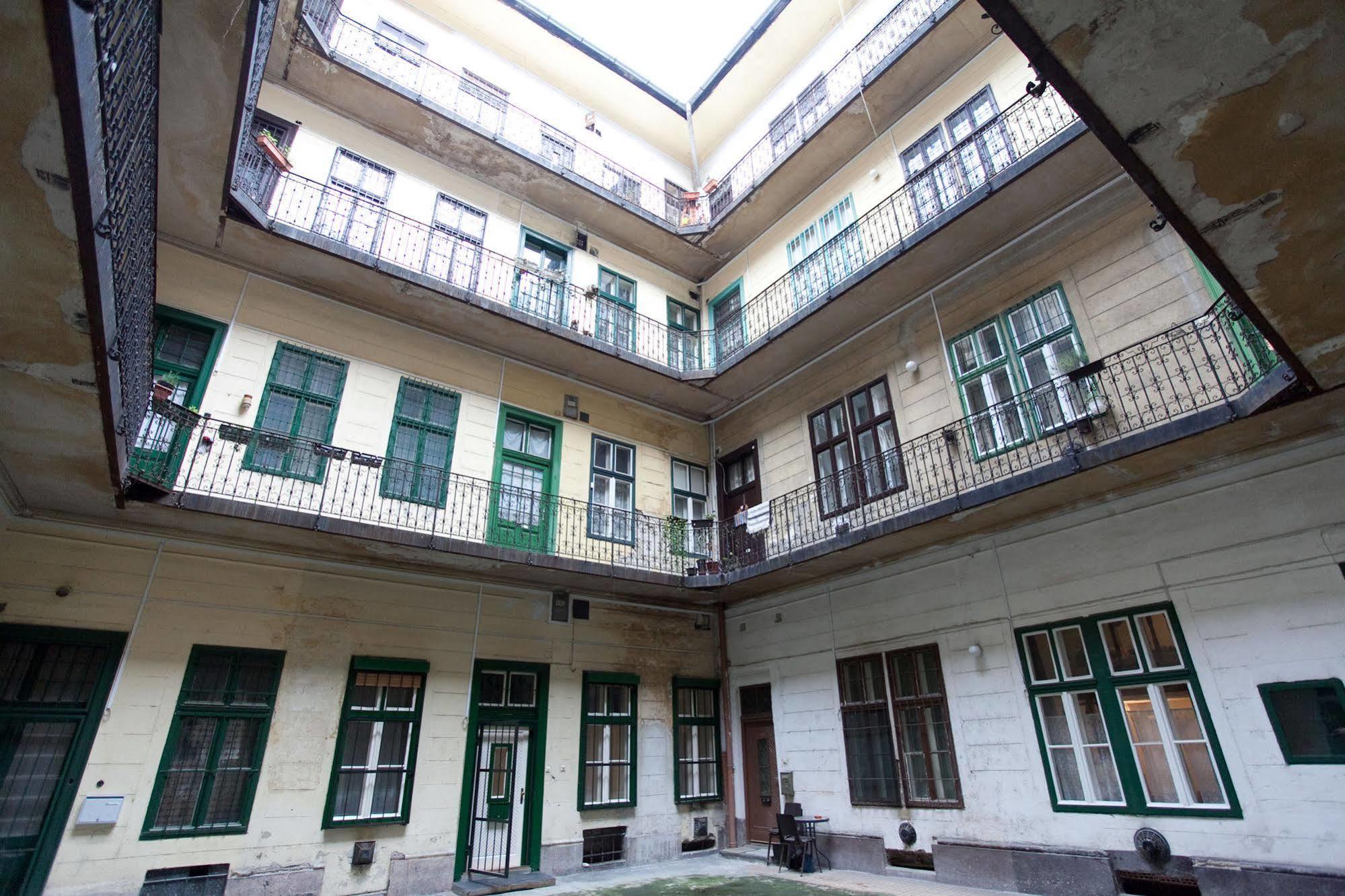 Budapest Easy Flat Opera Екстер'єр фото